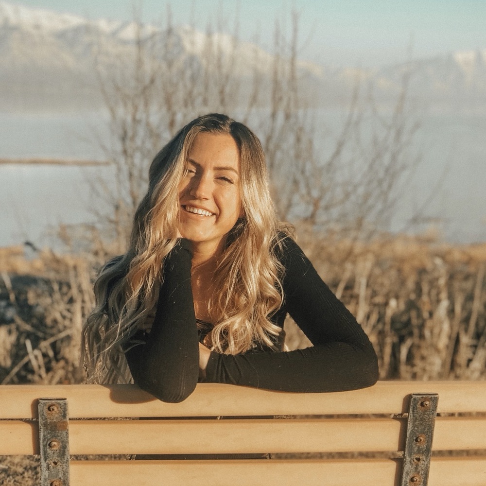 Meet your Posher, Kayla